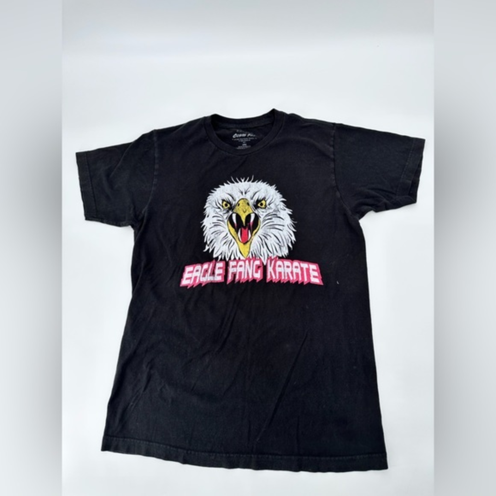 MERCH Cobra Kai t‎ shirt size M dark wash